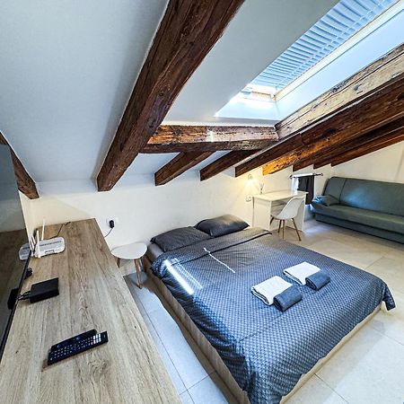 Damir Skomina Apartments Koper Buitenkant foto