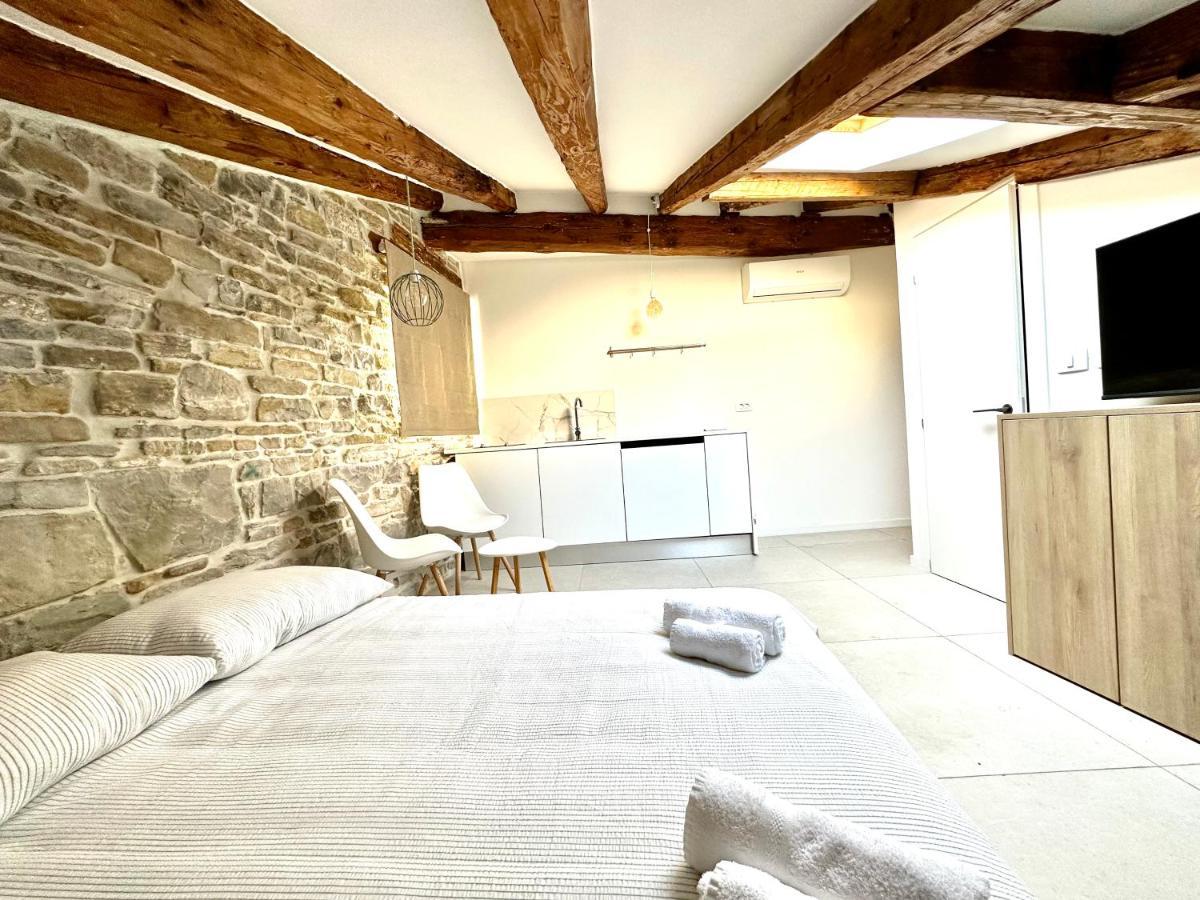 Damir Skomina Apartments Koper Buitenkant foto