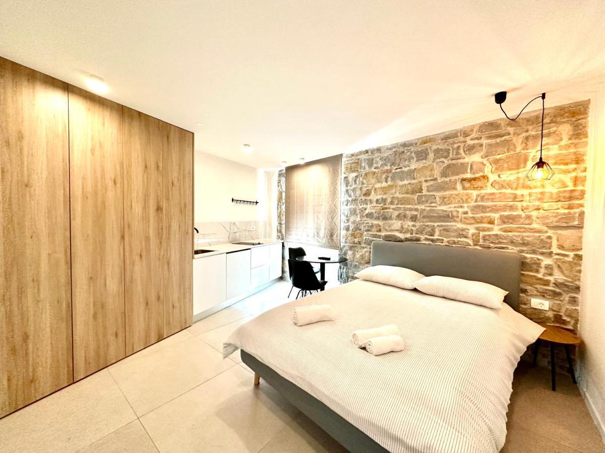 Damir Skomina Apartments Koper Buitenkant foto