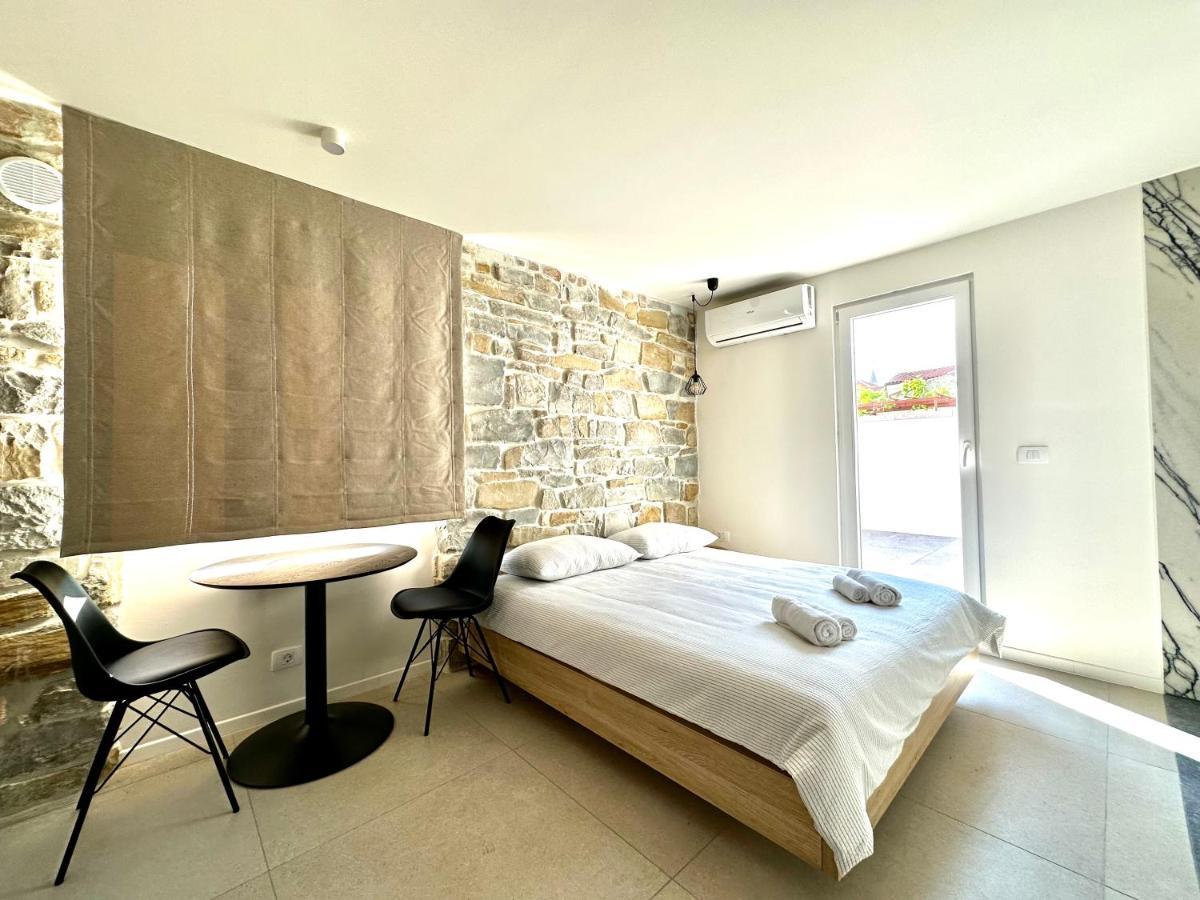 Damir Skomina Apartments Koper Buitenkant foto
