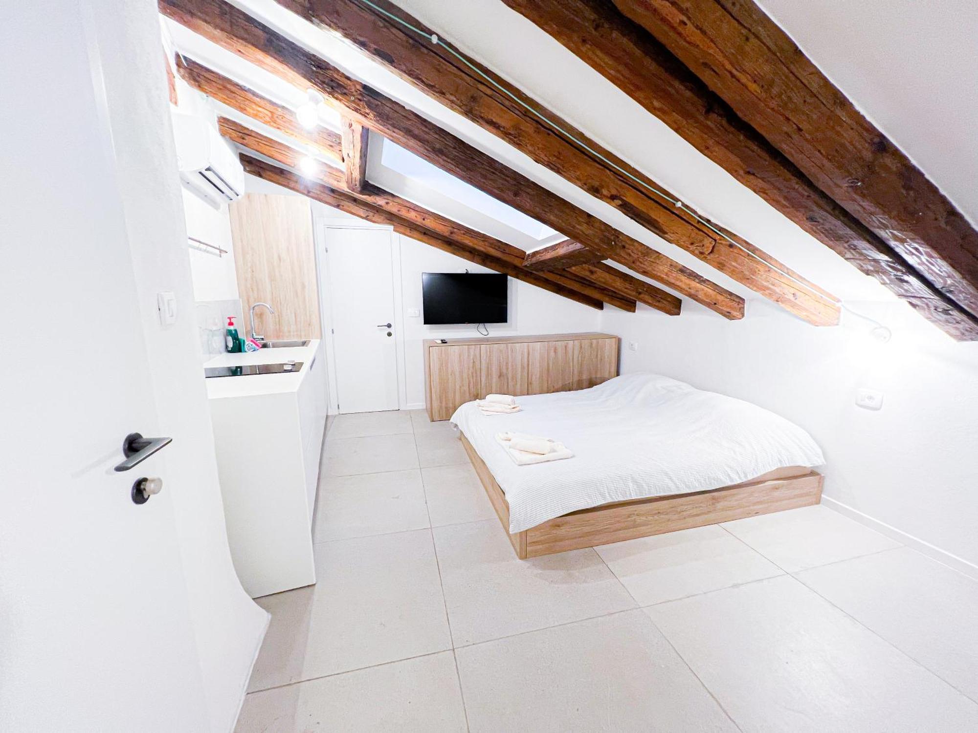 Damir Skomina Apartments Koper Buitenkant foto